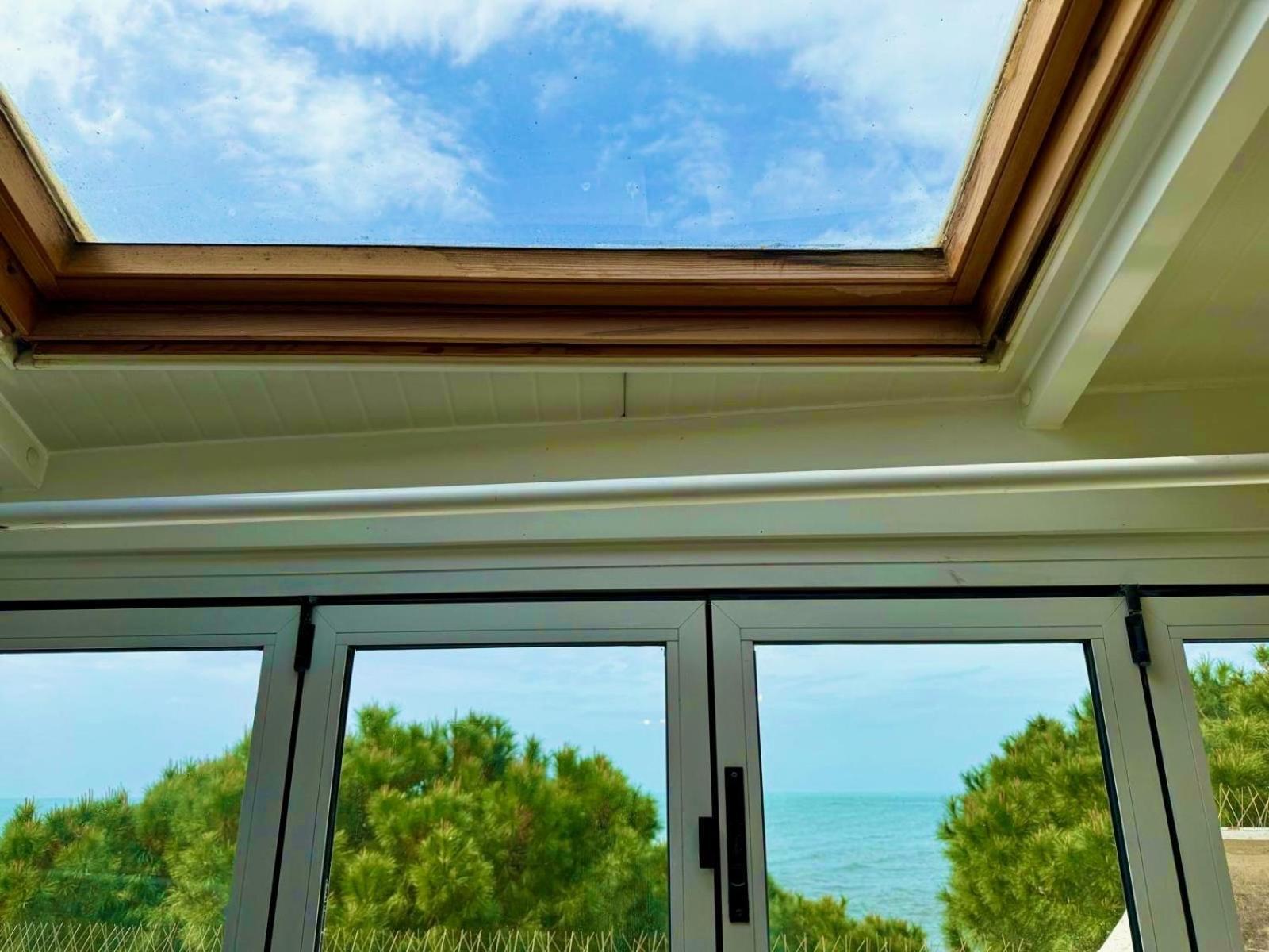 Apartment Mit Meerblick Am Strand Costa Azzura Grado Exterior foto